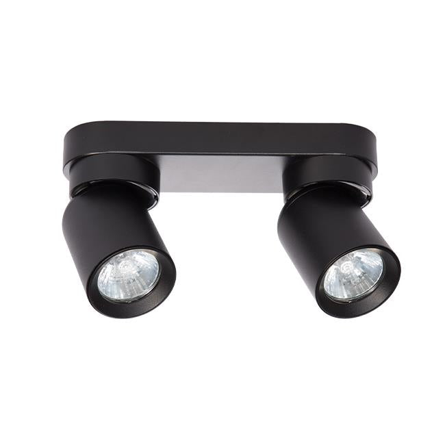 Zwarte moderne plafondspot met twee verstelbare lichtspots, productaanzicht van onderen schuin van voren. Ideal voor gerichte verlichting in woon- of werkruimtes.
