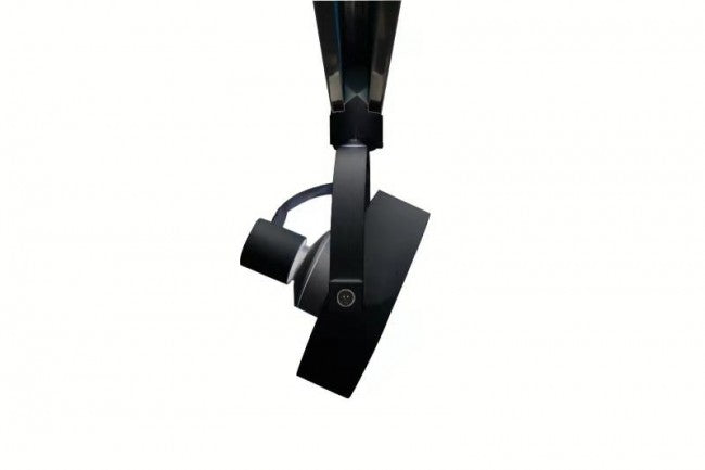 Zwarte verstelbare designspotlamp – zijaanzicht van een moderne plafondspot met cilindrische lichtbron en strakke afwerking voor gericht verlichtingseffect.