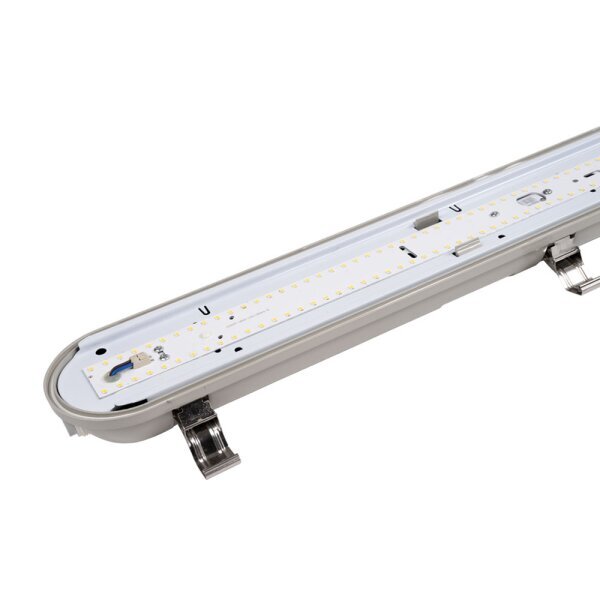 Detailaanzicht van een opengeklapte LED breedstraler of LED armatuur met zichtbare LED-chips en metalen bevestigingsklemmen, ideale plafondverlichting voor industriële of vochtige ruimtes.