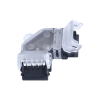 Transparante hoekconnector voor LED-stripverlichting, 4-pins, zicht van bovenaf met duidelijk zichtbare aansluitpunten en klemmen.