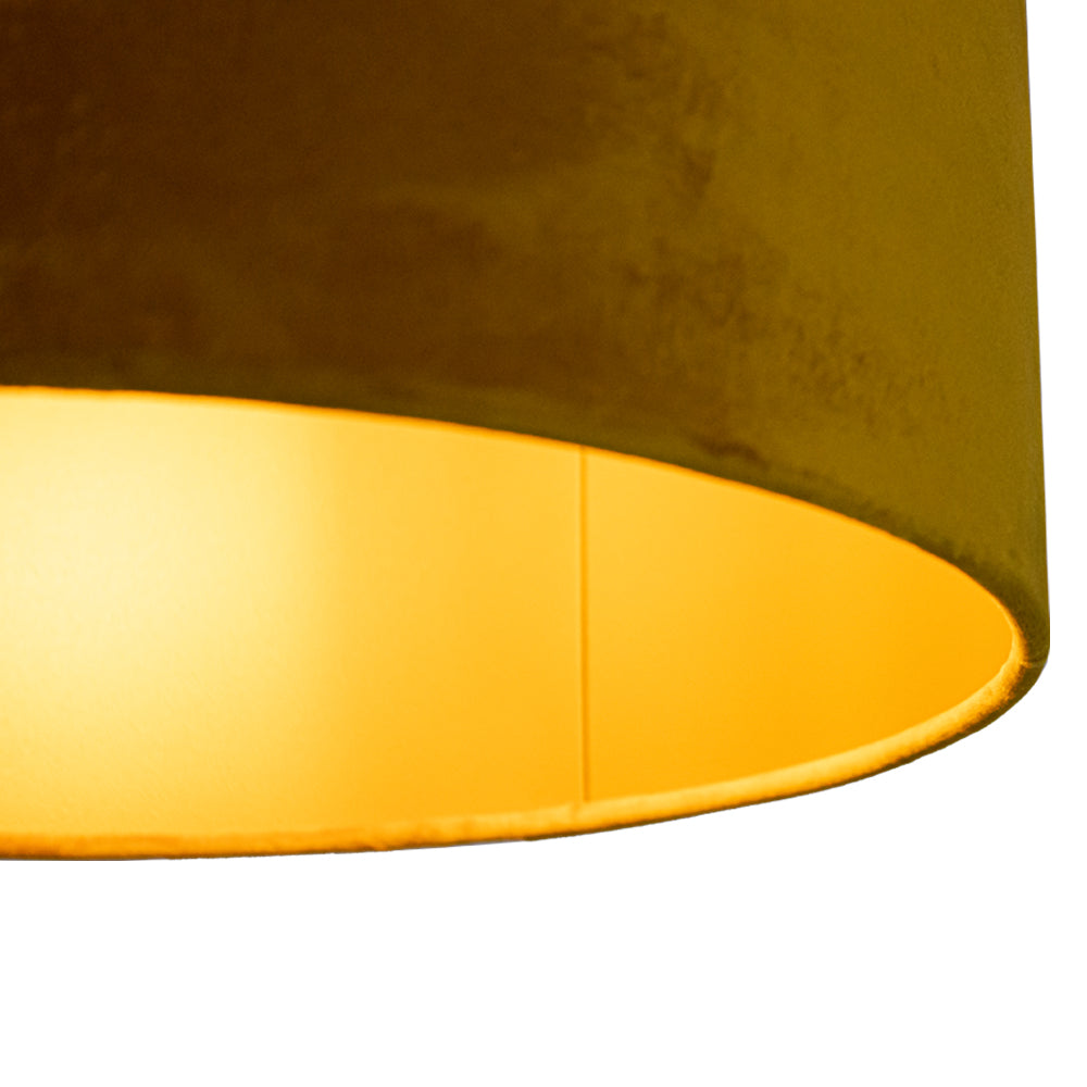 Stoffen lampenkap geel met gouden binnenkant - closeup