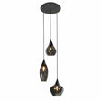 Hanglamp met drie glazen rookgrijze kappen in verschillende vormen, modern design, frontaal aanzicht tegen een witte achtergrond.