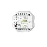 Afbeelding van een S1-B AC Triac RF + Push Dimmer module, frontaal aanzicht met zichtbare aansluitklemmen, specificaties en markeringen zoals CE, RoHS en FCC, geschikt voor inbouw in schakelkasten of achter wandschakelaars.